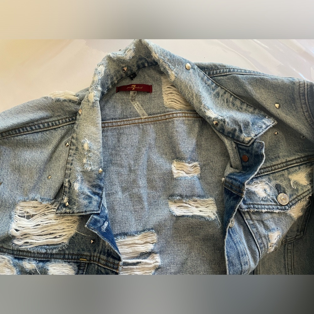 NWOT - 7 For All Mankind Distressed and Studded Denim Jacket - Size XL - Picture 4 of 8